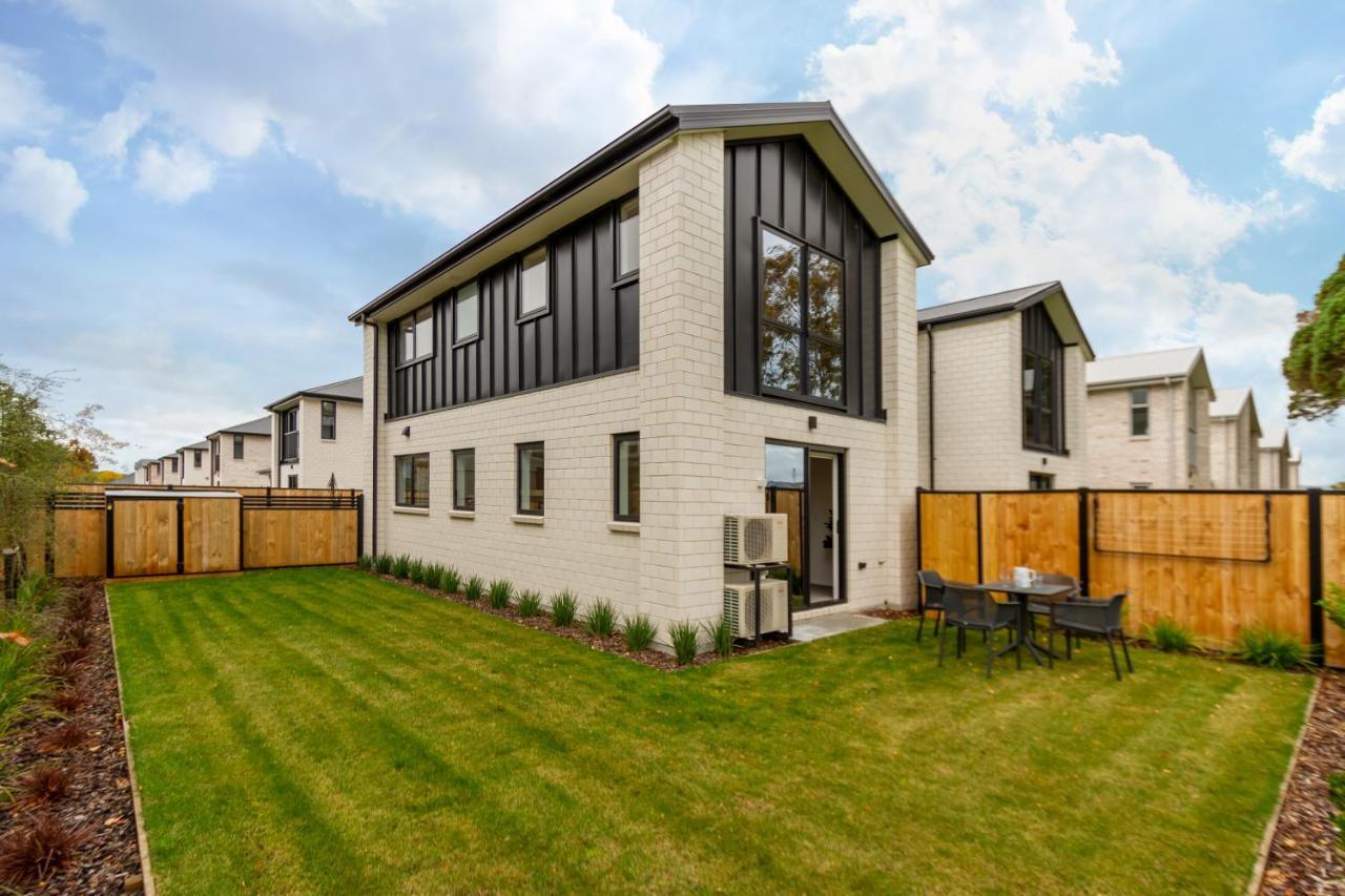 Апартаменты Peaceful Park View Townhouse 2 Bed W/Carpark Крайстчёрч Экстерьер фото